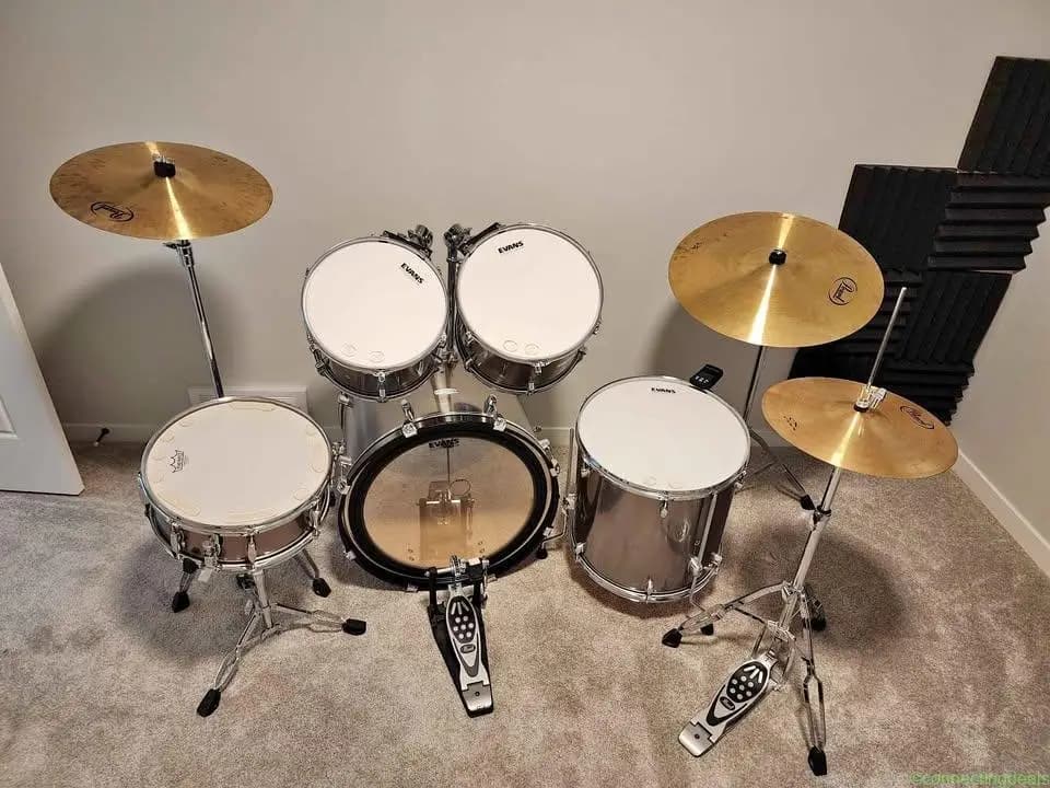 Drum Set + Cymbals and Chair (Brand New Drum