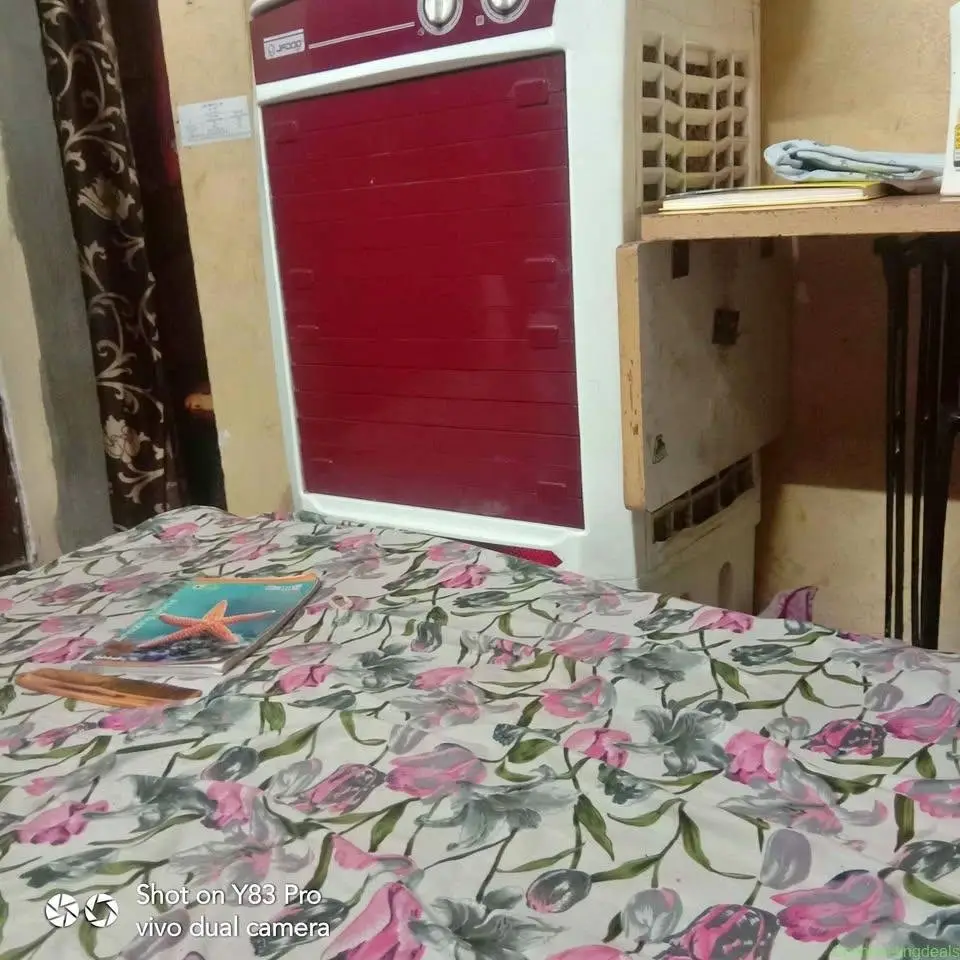 Dressing table dining table 5 chair cooler dining