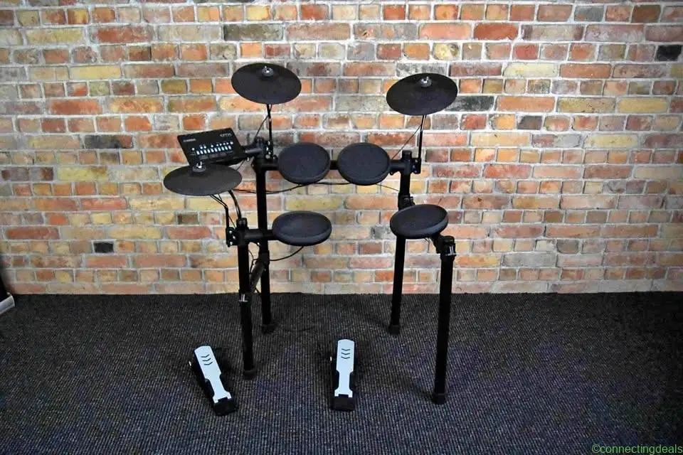 Drums yamaha DTX402