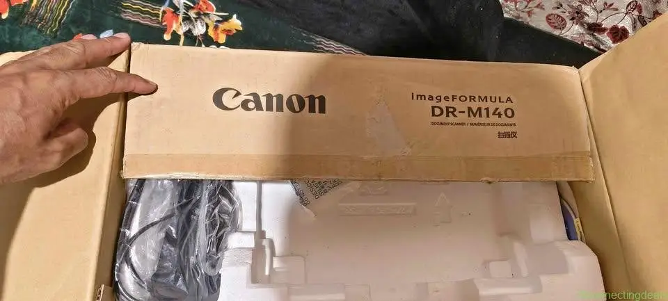 Canon DR-M140
