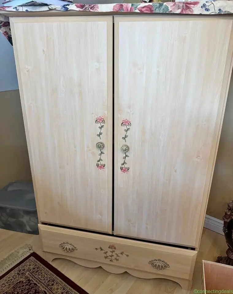 Dresser Cabinet