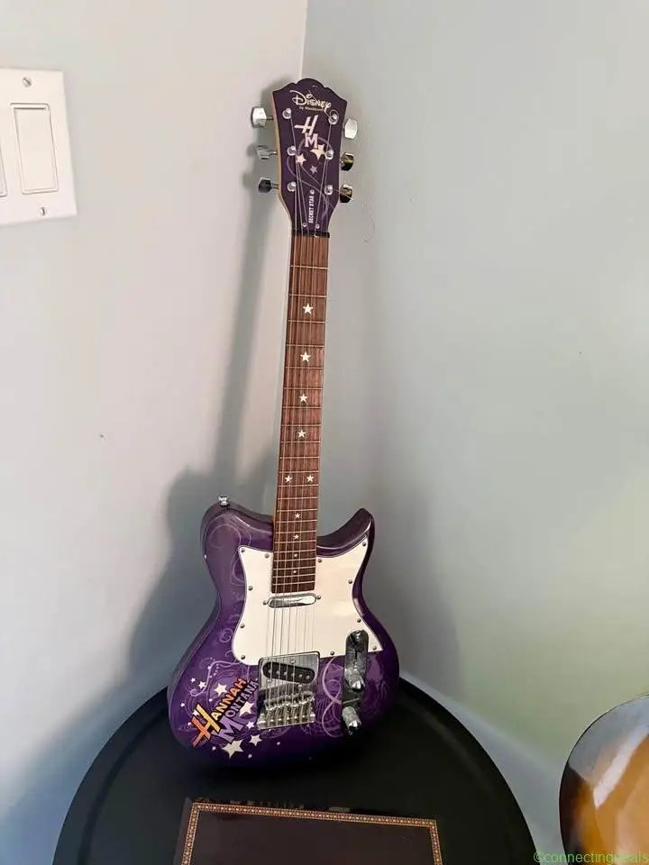 Disney by Washburn Hannah Montana Electric Guitar