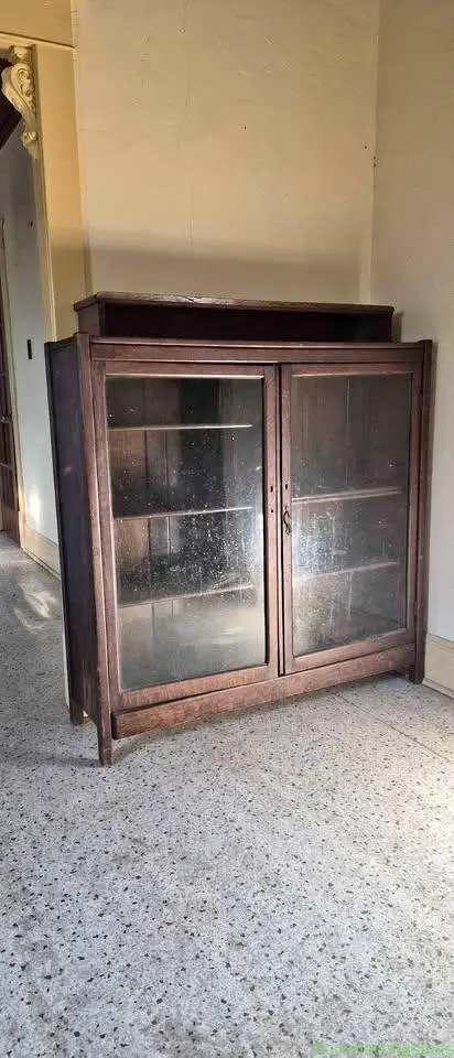 Wooden cabinet