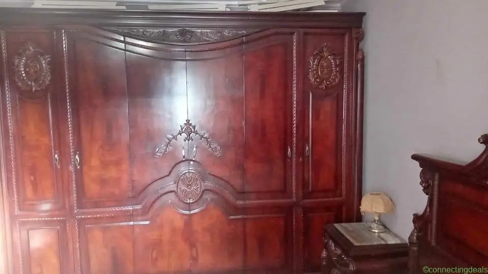 غرفه نوم مستعمل كبيرة بالرخام بدون مله