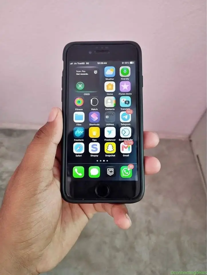 Iphone SE 2022 - Image 1