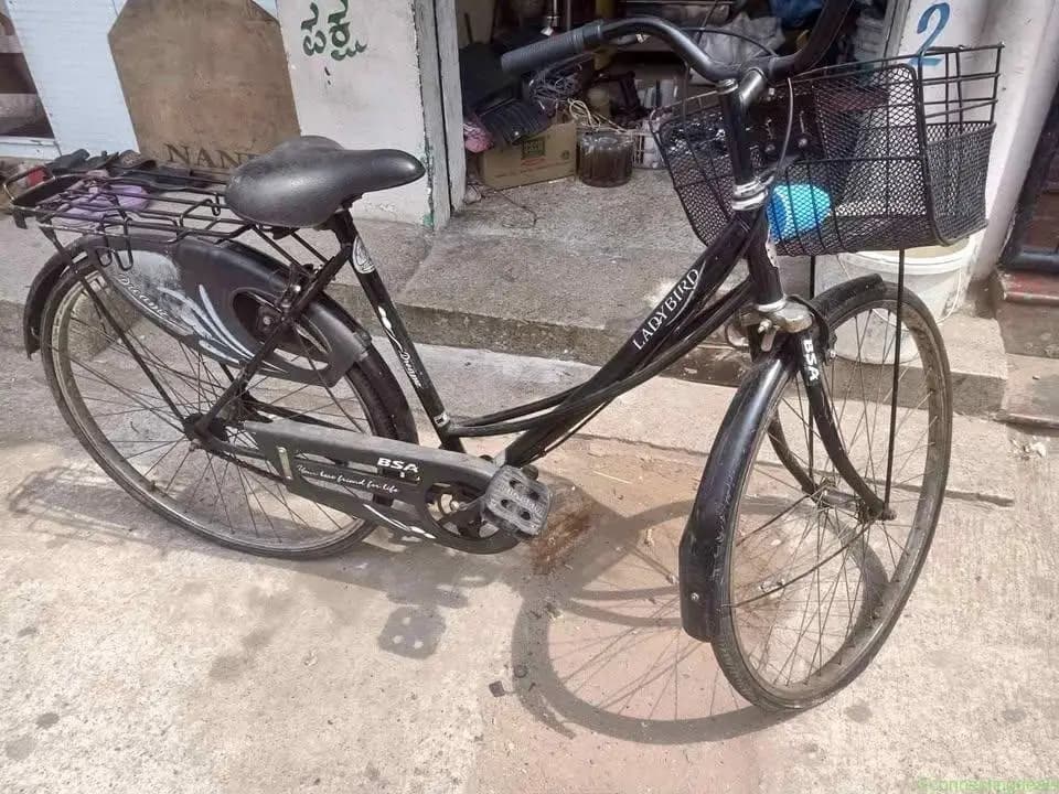 Lades cycle in good running condition