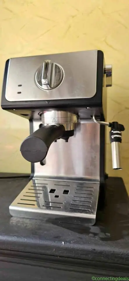 Machine a cafe Delonghi ماكينة القهوة اسبريسو - Image 1