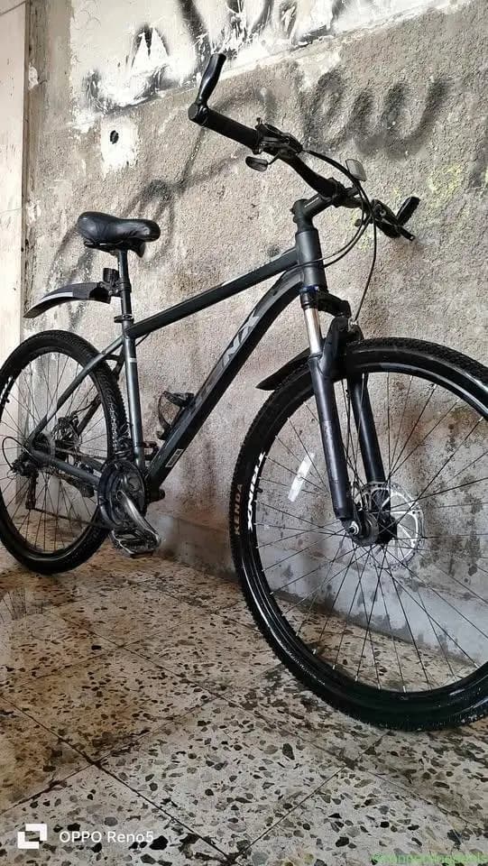 Trinx m136 pro ترينكس
