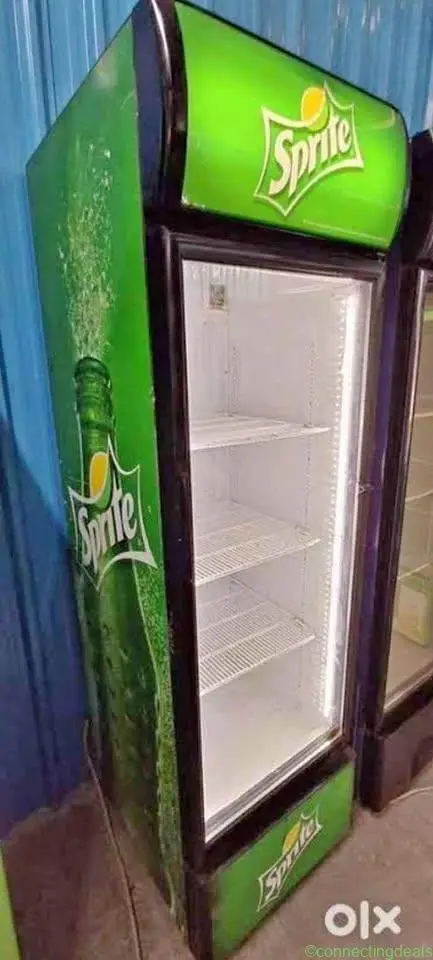 Comercial fridge - Image 1