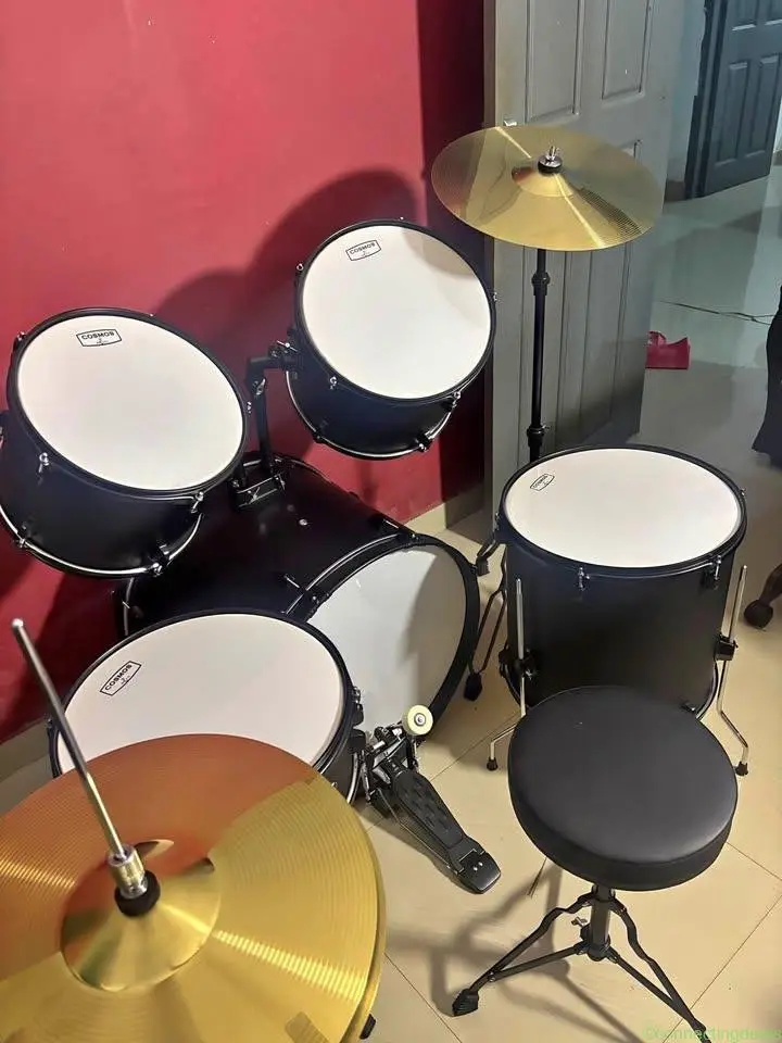 ARCTIC COSMOS 22" 5 Piece Acoustic Drum Kit -