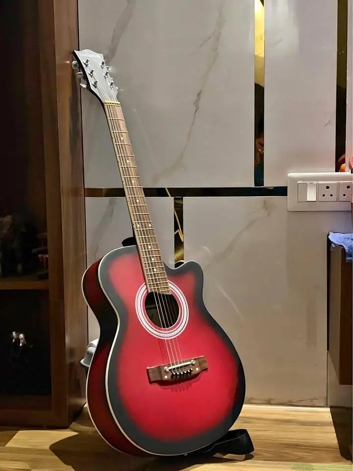🎸 Acoustic Guitar for Sale – Like New Condition |