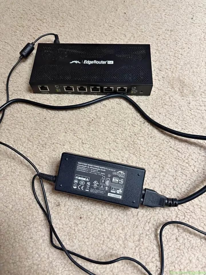 Ubiquiti Edge Router ERPoe-5 with POE injection
