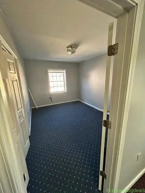 2 Beds 1 Bath Apartment