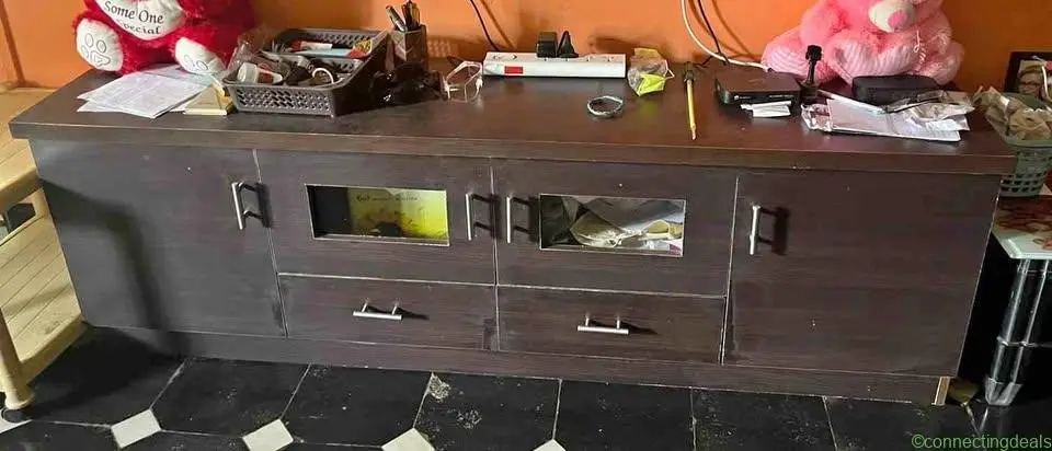 TV cabinet - Image 1