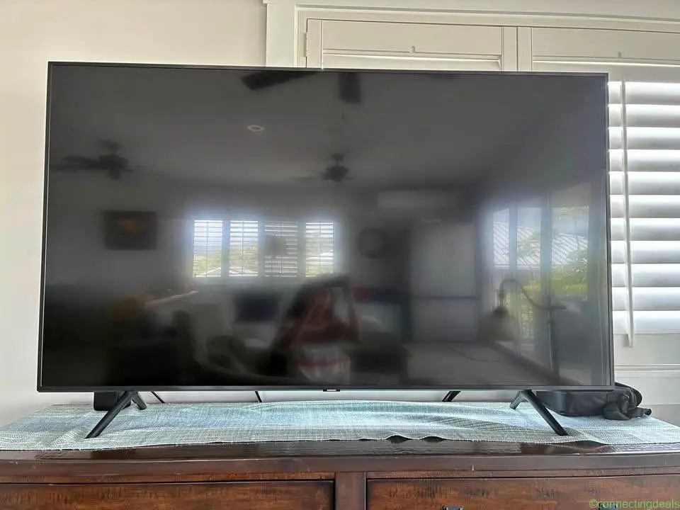 65” Samsung Q6DR QLED 4K Smart TV