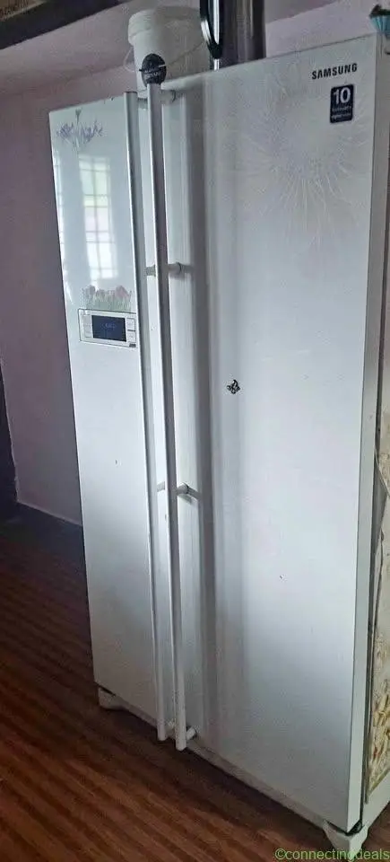 Samsung fridge - Image 1