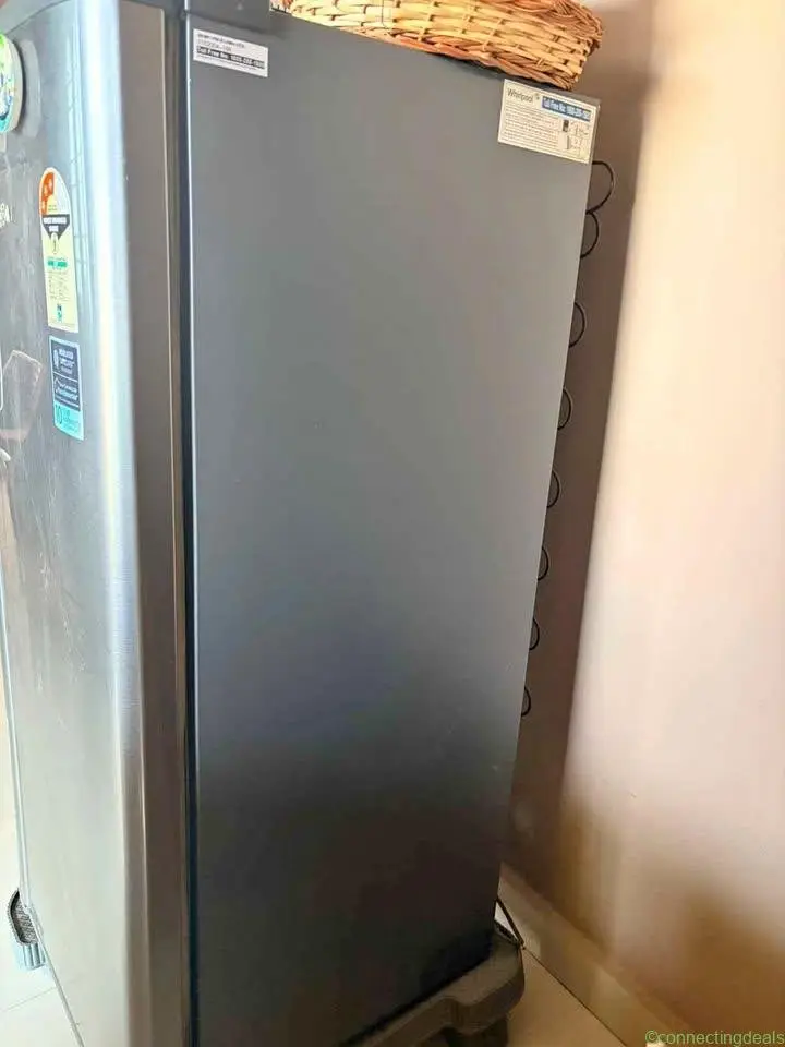 Whirlpool fridge with v guard stabilizer - Image 1