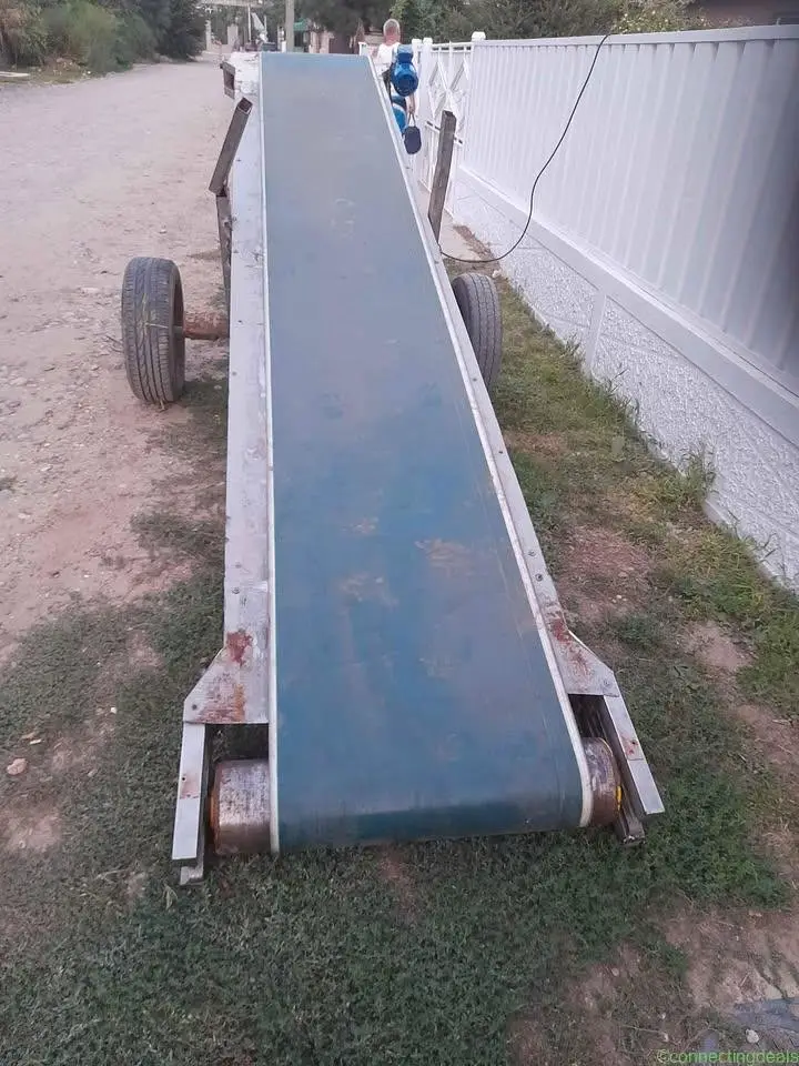 Banda transportoare pentru rumeguș pietriș