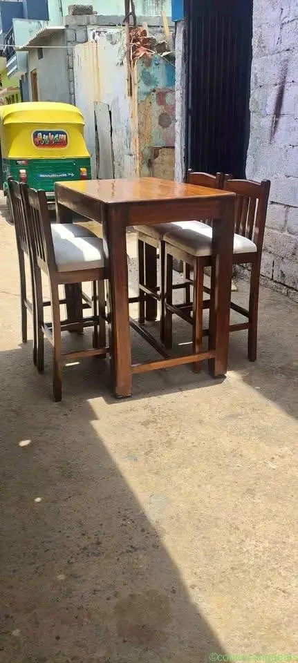 Bar chairs tables - Image 1