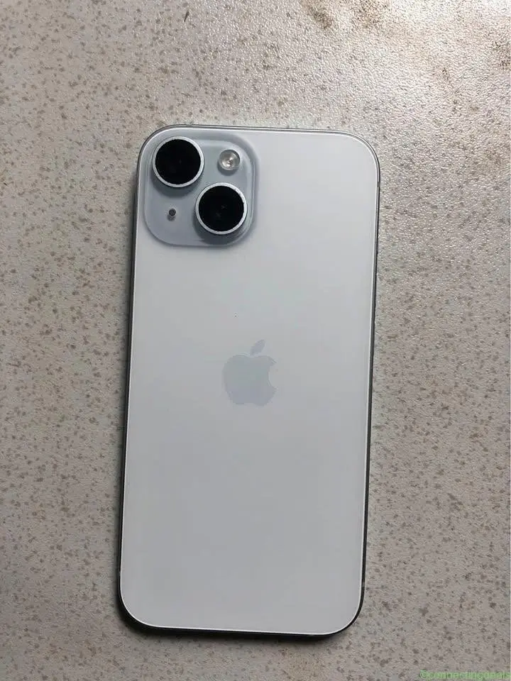 iPhone 15 - Image 1