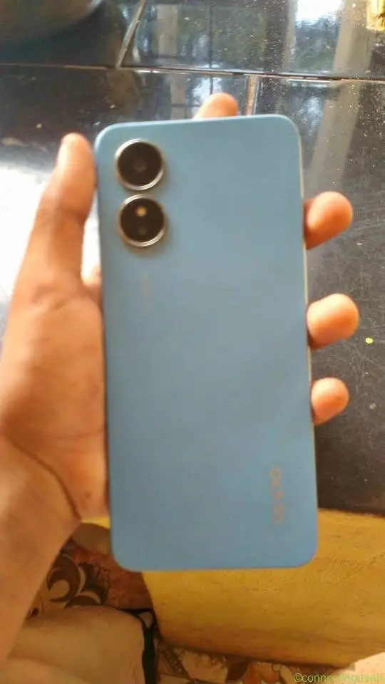 OPPO A17 - Image 1