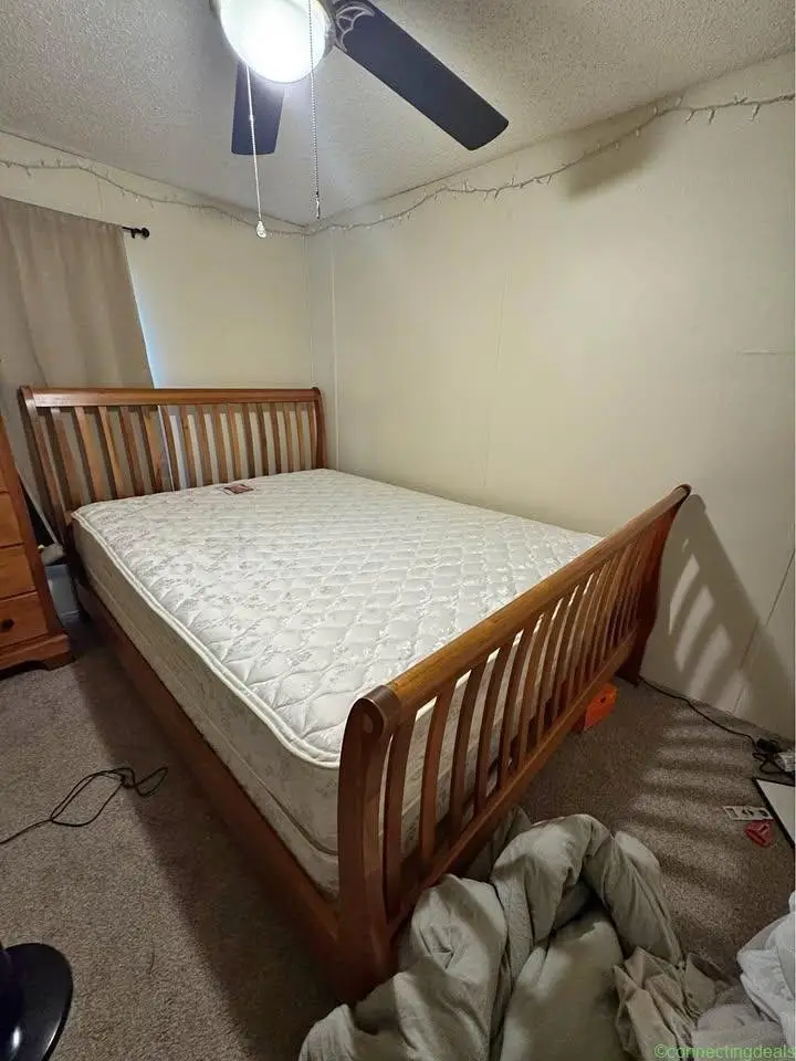 Queen Bedroom Set