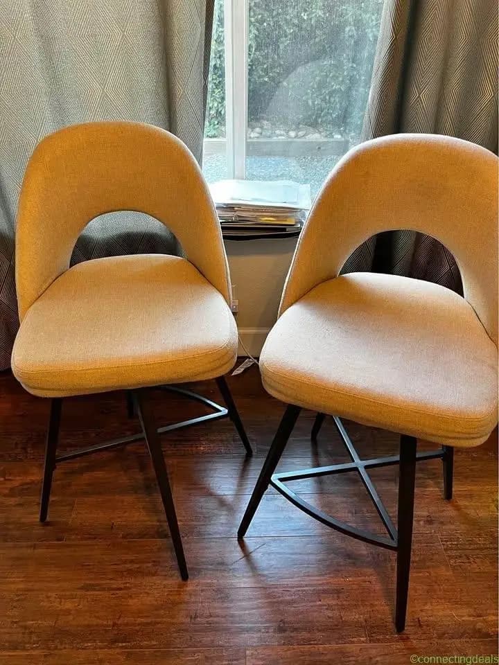Bar chairs (2)