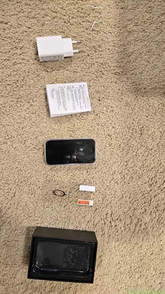 Phone, like new, just 60 dollars