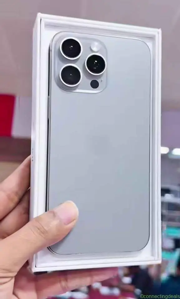 iPhone 15 - Image 1
