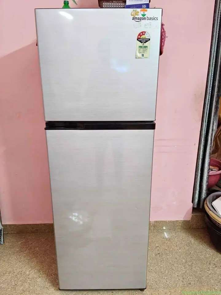 Amazon refrigerator - Image 1