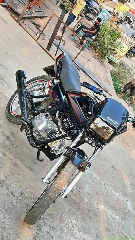 Splendor plus bike - Image 1