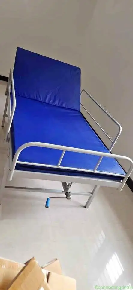 Bed - Image 1