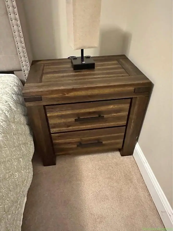 Nightstands (2)