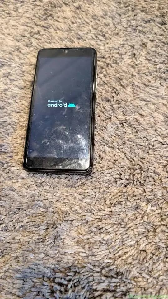 PHONEMAX q9 mini Android Smartphone - Image 1