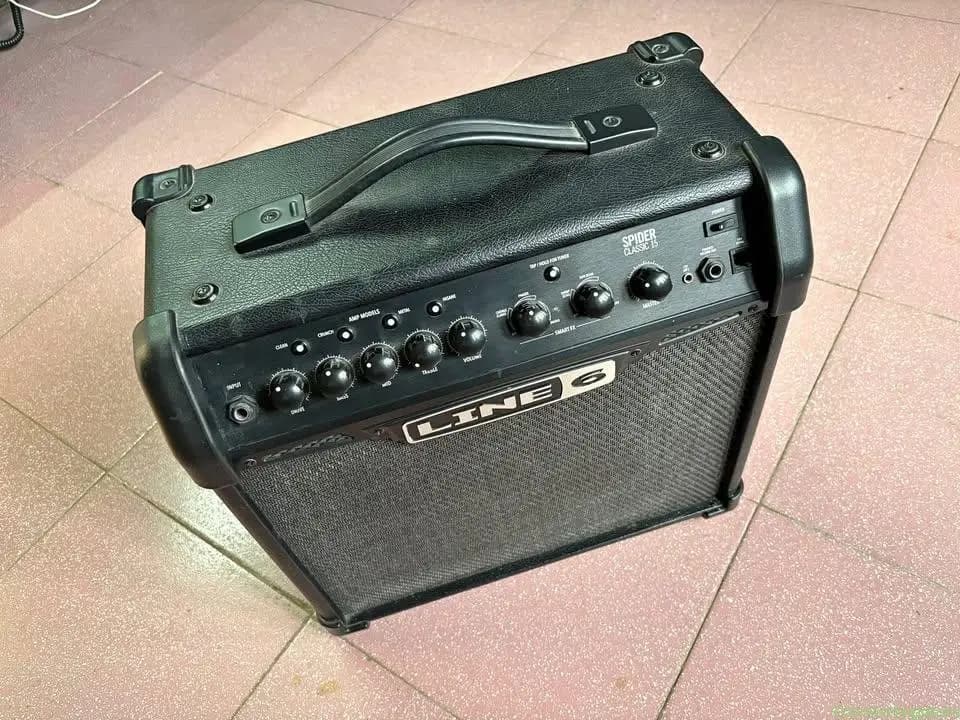 Guitar Amplifier - Image 1