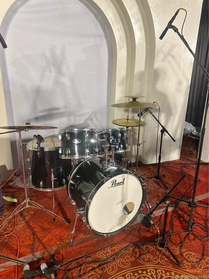 Pearl Roadshow drums for sale