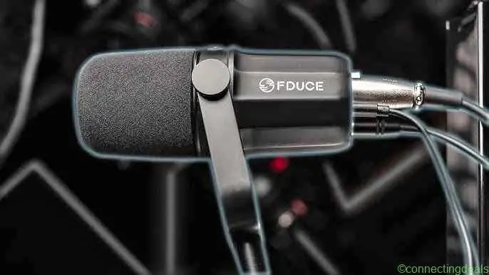 Fduce dynamic mic. 3 months old