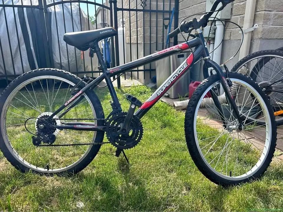 2 bikes - Image 1