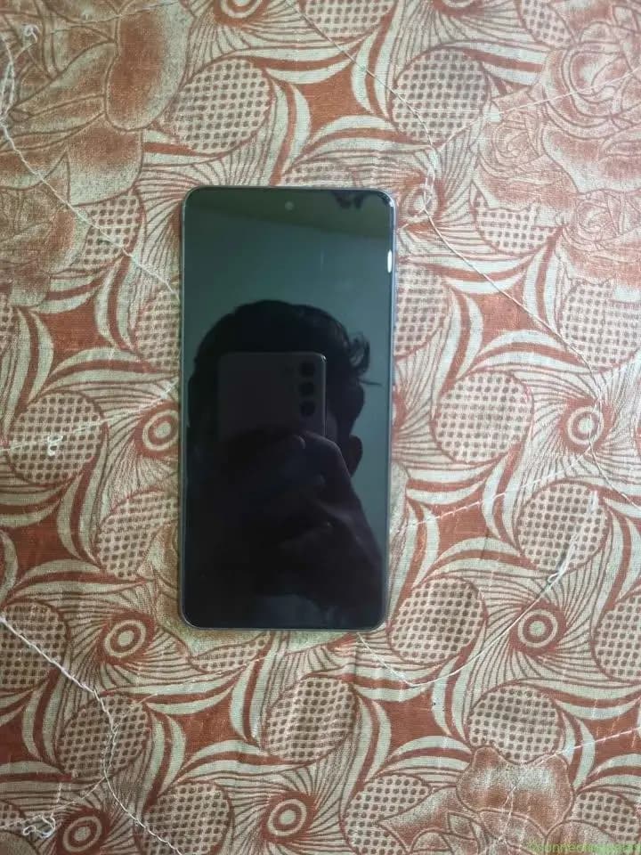 Samsung galaxy s21 fe orginal display with frame