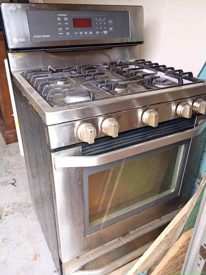 Gas stove - Image 1