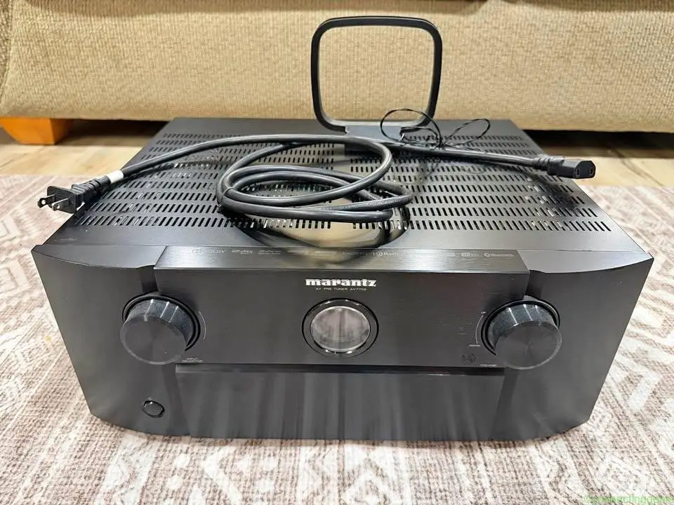 Marantz AV7702 AV Pre-Tuner