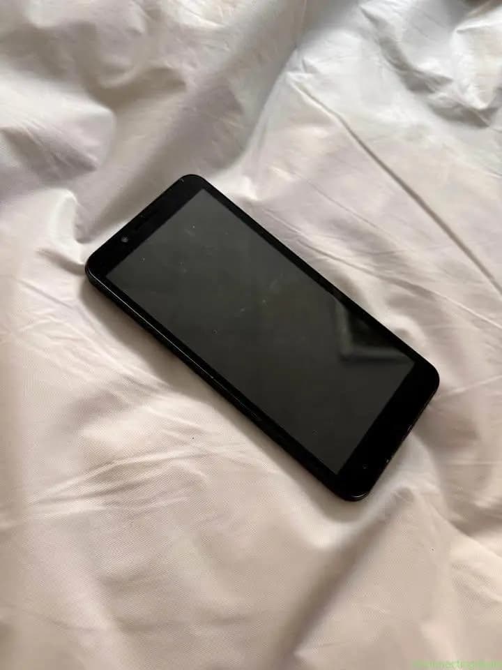 Schok Volt SV55 Android Smartphone (16GB, Black)