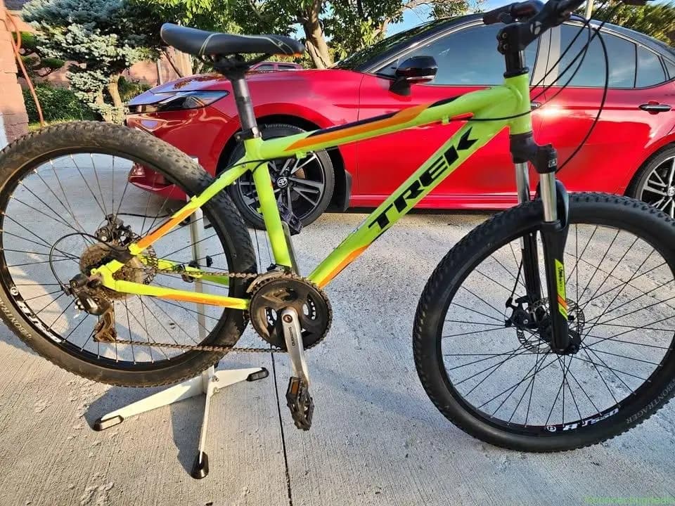 Medium Size TREK Bike For Sale - Image 1