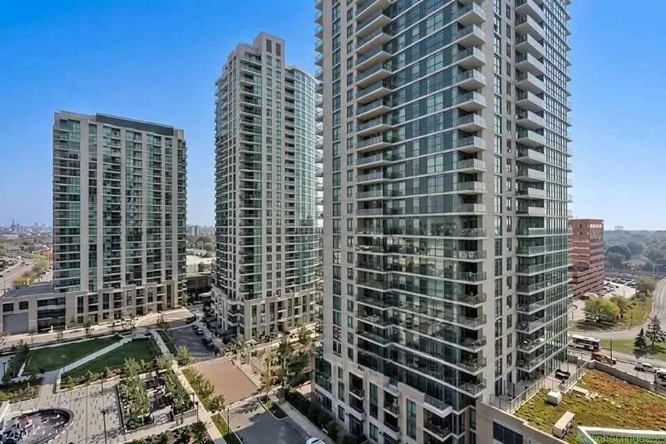 2 Beds 1 Bath Apartment - Image 1