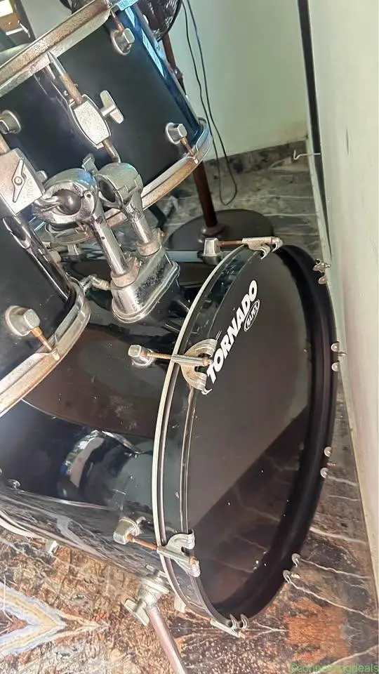 Mapex tornado acoustic drum kit available for sale