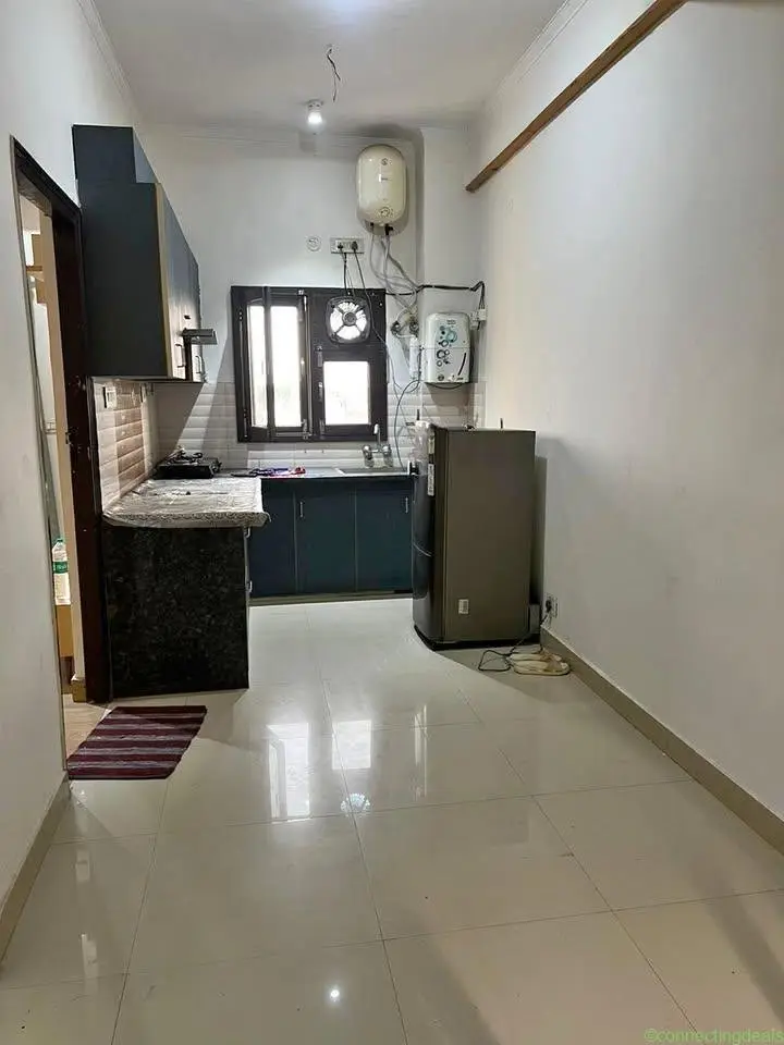 Flat - Image 1