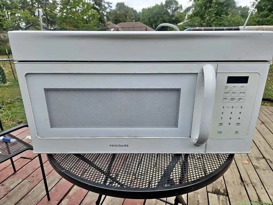 Microwave