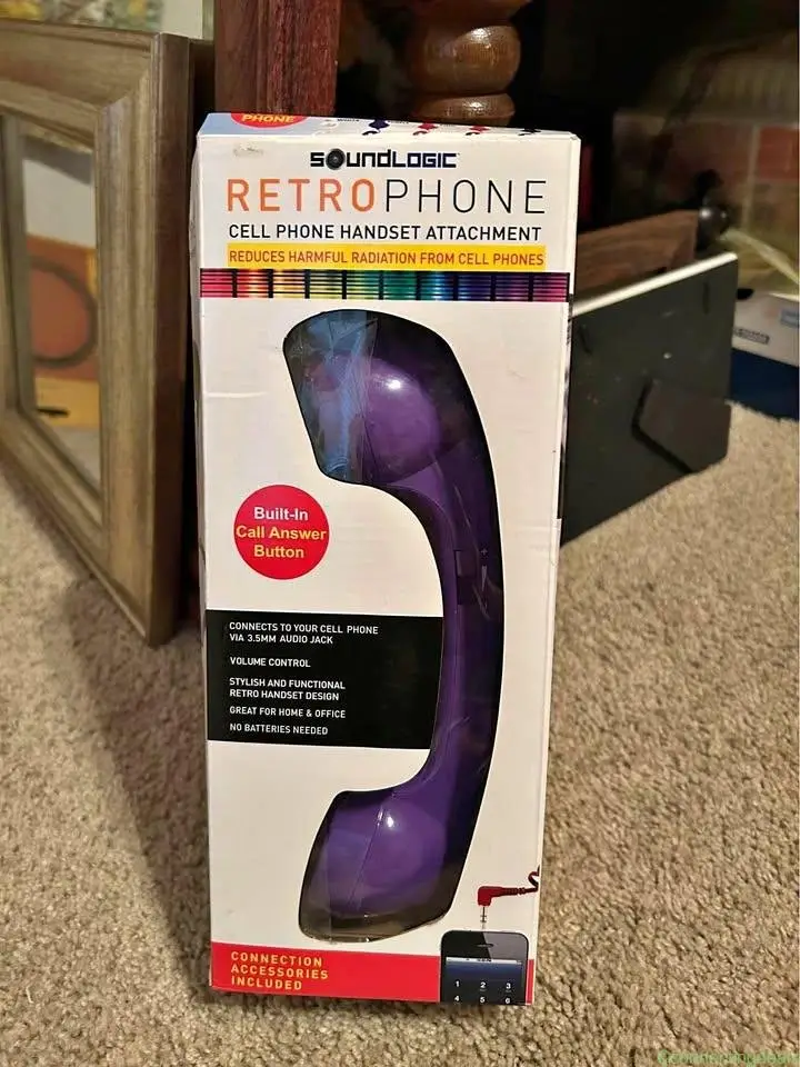Retro Phone - Image 1