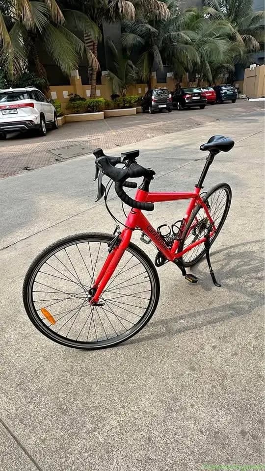 Cannondale Quick 7 Road bike