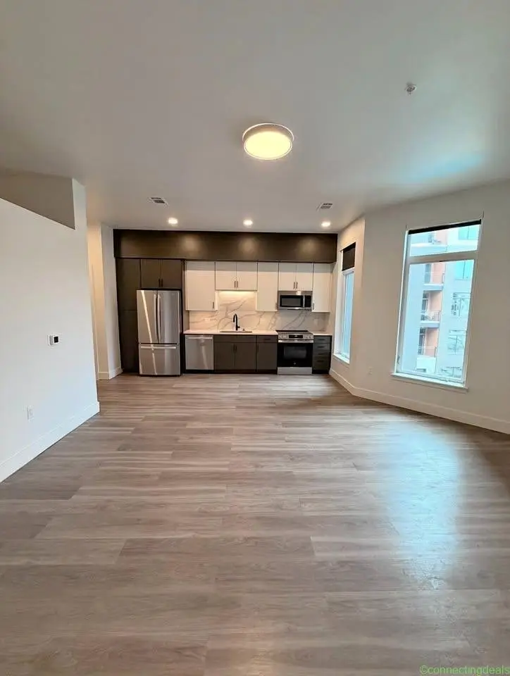 Studio 1 Bath Apartment/condo - Image 1